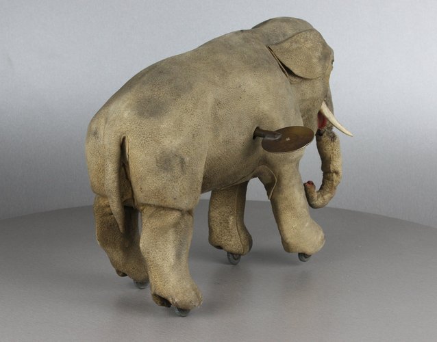 Walking buff-hide elephant automaton, by Roullet & Decamps