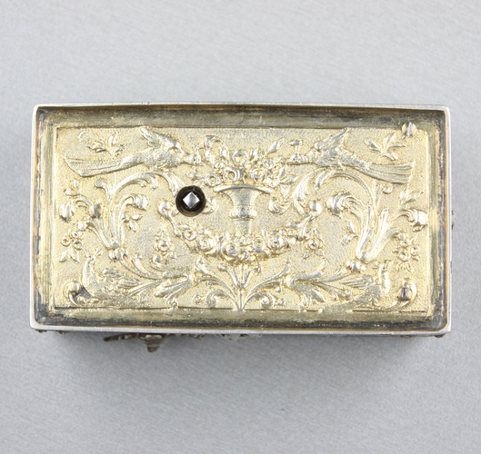 Narrow-proportioned silver singing bird box