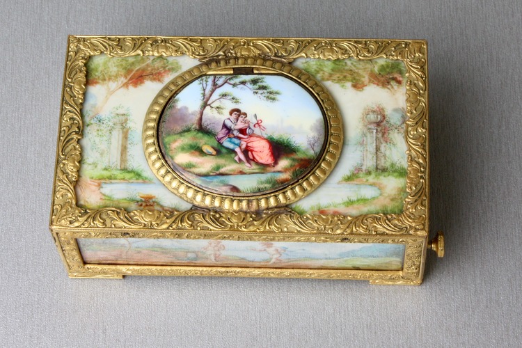Gilt metal and painted ivory panel singing bird box, by C. H. Marguerat